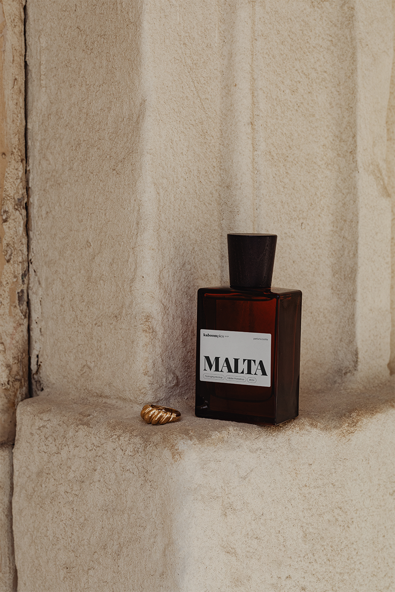 kaboompicsshop_malta_perfume-bottle-mockup_04